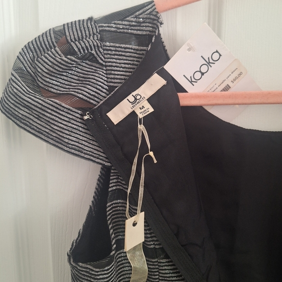 💜 2 for 30$ Beautiful Dress Kooka Metallic Cap Sleeve - Picture 5 of 6